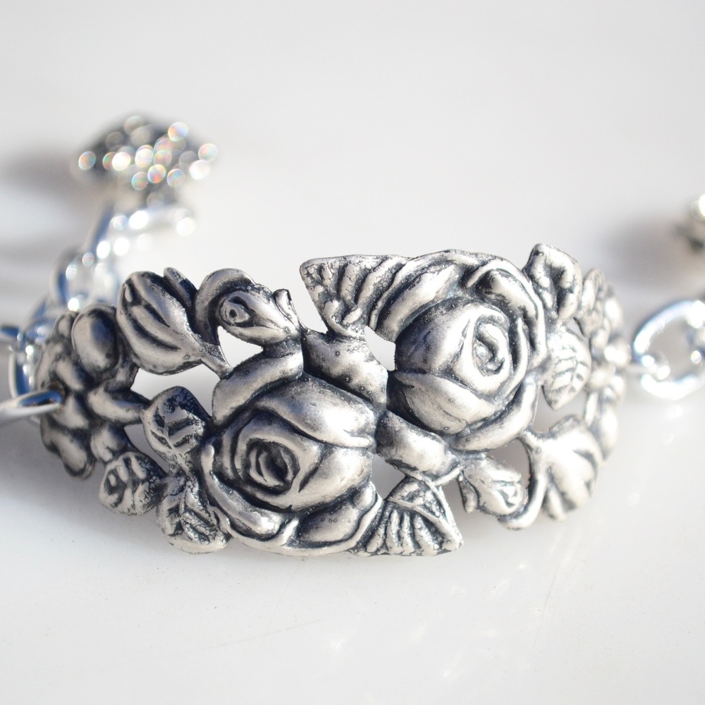 Floral Link Handmade Cuff Bracelet Roses Heart - Picture 2 of 8